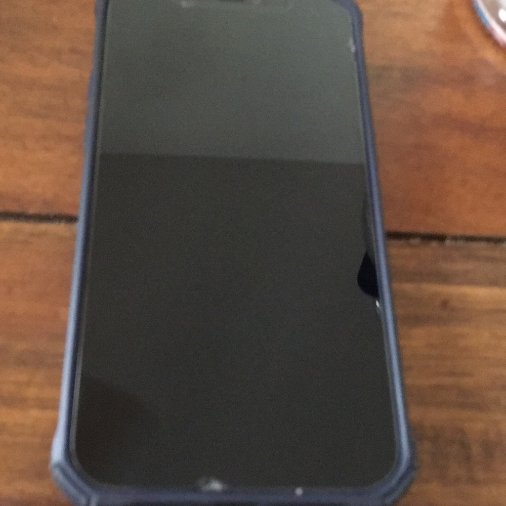 iPhone 12 unlocked 128gb basically new 650 or obo